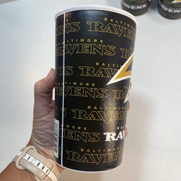 Baltimore Ravens‎ NFL Football Party Supplies Bowl Cups Pom Poms Sticks Picks - Picture 10 of 16